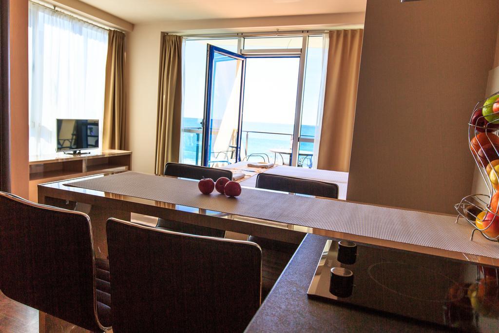 Atlantic Hotel Добра-Вода Экстерьер фото